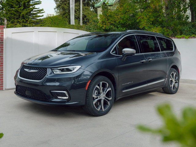 more details - chrysler pacifica