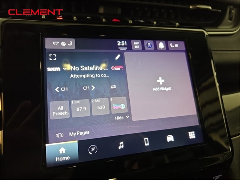 Jeep Grand Cherokee L Vehicle Image 17