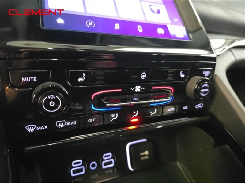 Jeep Grand Cherokee L Vehicle Image 20
