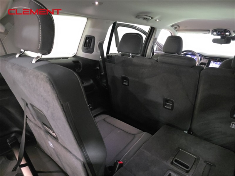Jeep Grand Cherokee L Vehicle Image 35