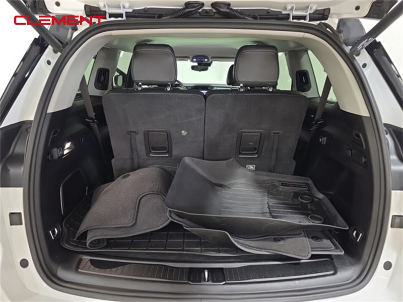 Jeep Grand Cherokee L Vehicle Image 31