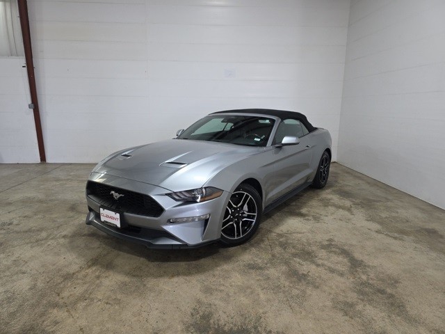 more details - ford mustang