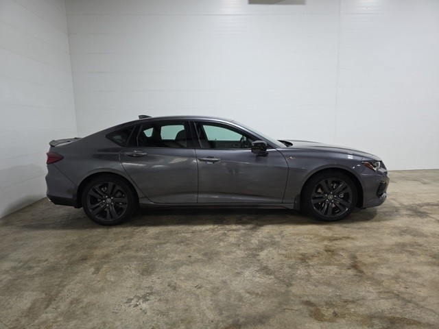 Acura TLX Vehicle Image 05