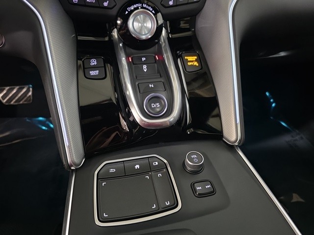 Acura TLX Vehicle Image 21