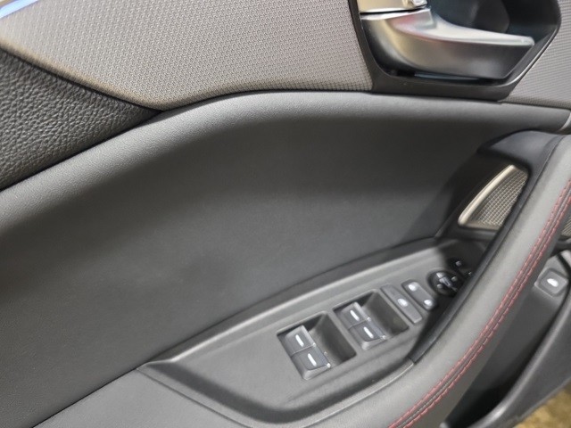 Acura TLX Vehicle Image 26