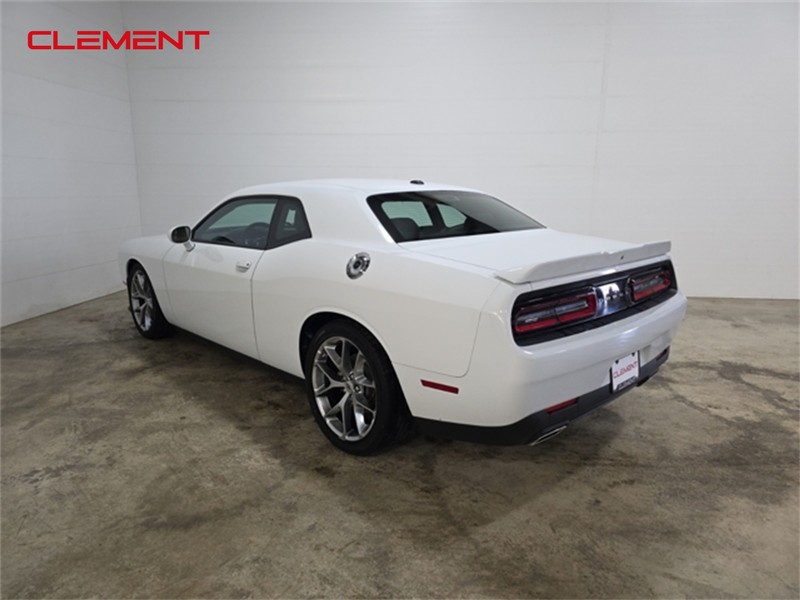 Dodge Challenger Vehicle Image 08