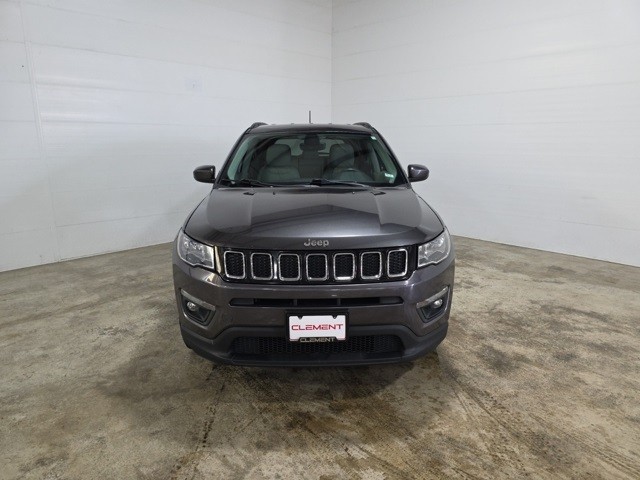 Jeep Compass Vehicle Image 02