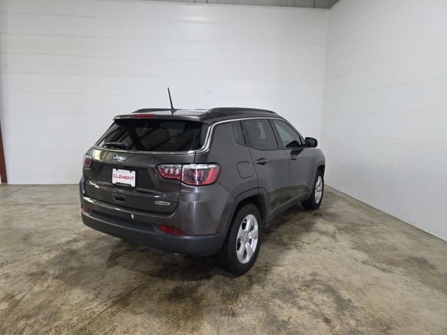 Jeep Compass Vehicle Image 06