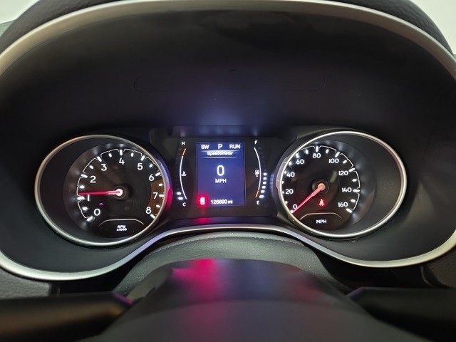 Jeep Compass Vehicle Image 13