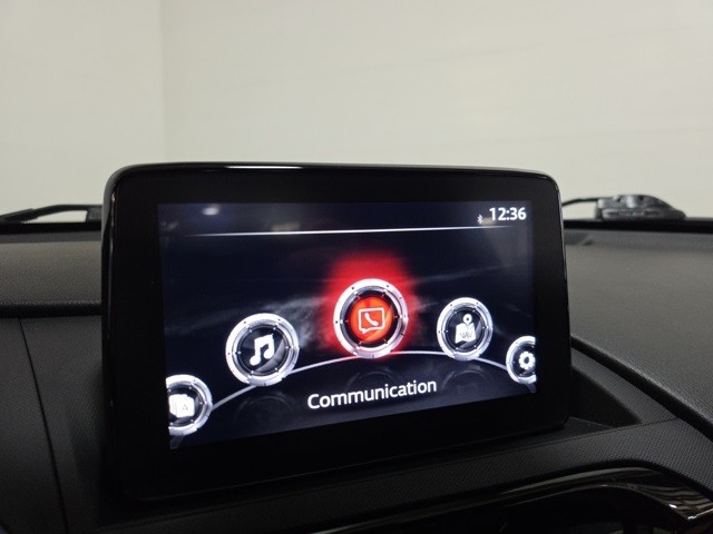 Mazda MX-5 Miata RF Vehicle Image 15