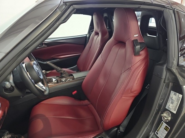 Mazda MX-5 Miata RF Vehicle Image 22