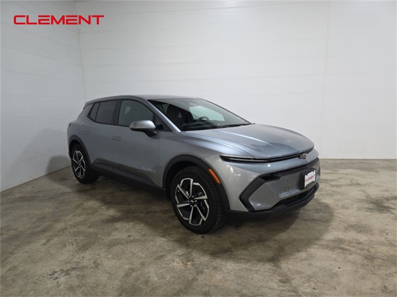 Chevrolet Equinox EV Vehicle Image 03