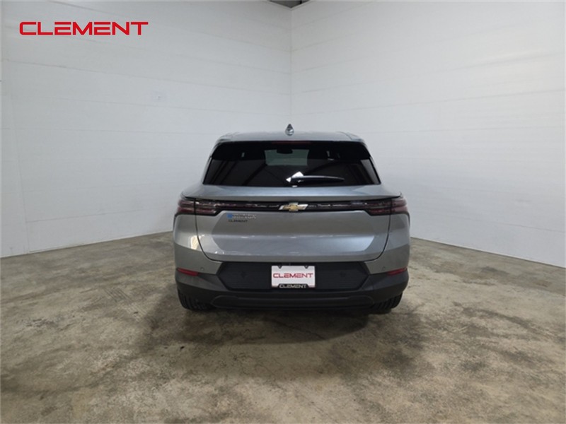 Chevrolet Equinox EV Vehicle Image 07