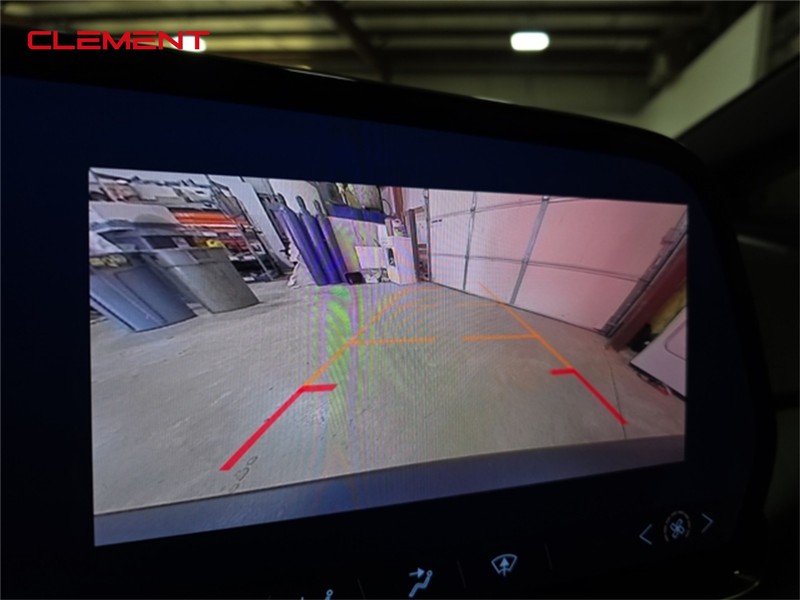 Chevrolet Equinox EV Vehicle Image 17