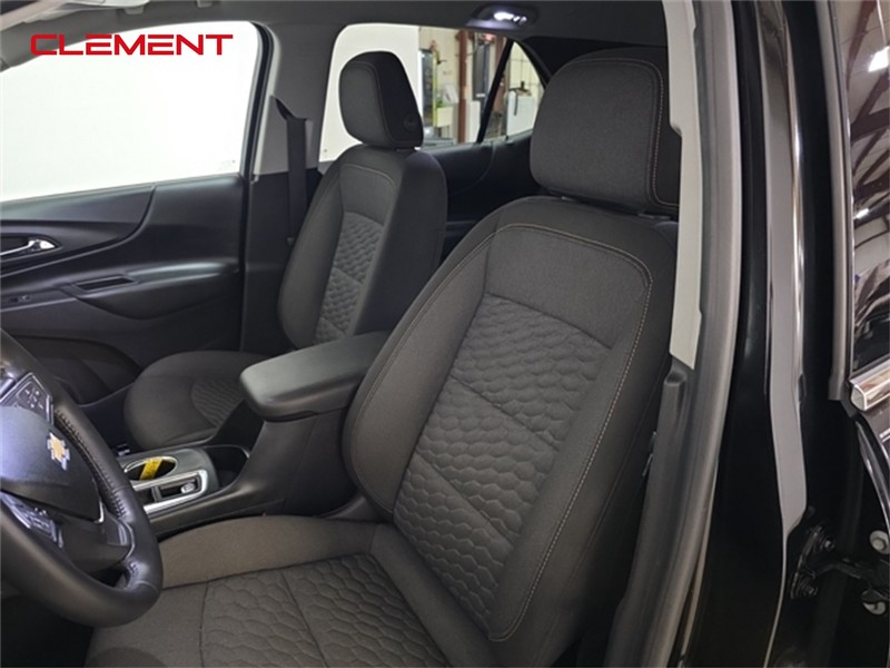 Chevrolet Equinox Vehicle Image 22