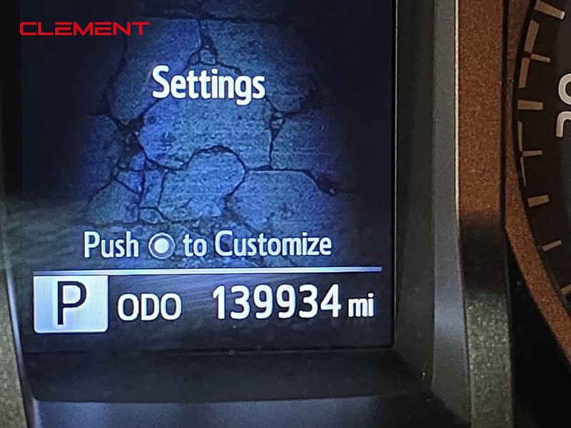 Toyota Tacoma Vehicle Image 15