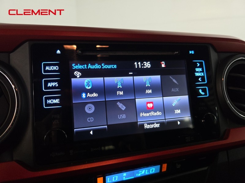 Toyota Tacoma Vehicle Image 16