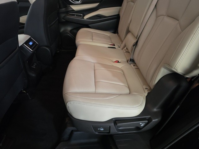 Subaru Ascent Vehicle Image 27