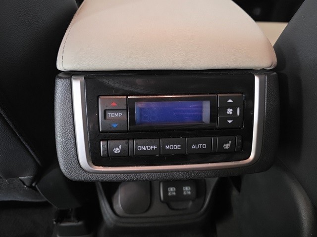 Subaru Ascent Vehicle Image 29