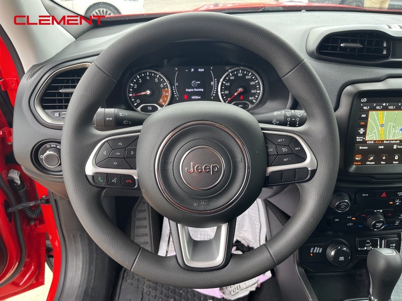Jeep Renegade Vehicle Image 04