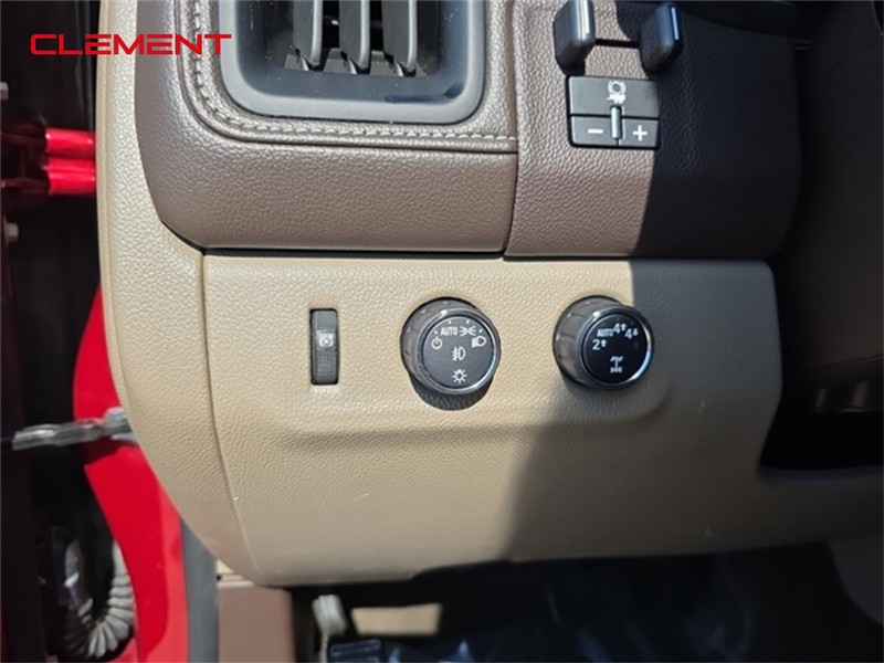 GMC Canyon Vehicle Image 11