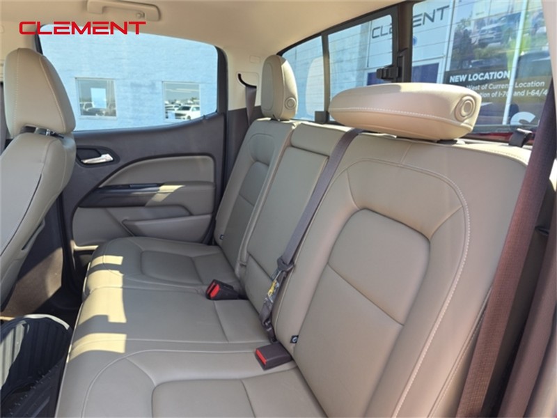 GMC Canyon Vehicle Image 24
