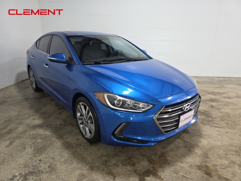 Hyundai Elantra Vehicle Image 03