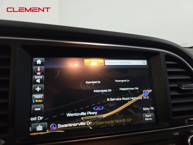 Hyundai Elantra Vehicle Image 16