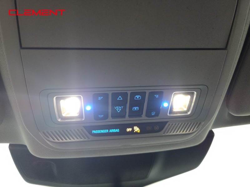 Ford Explorer Vehicle Image 22