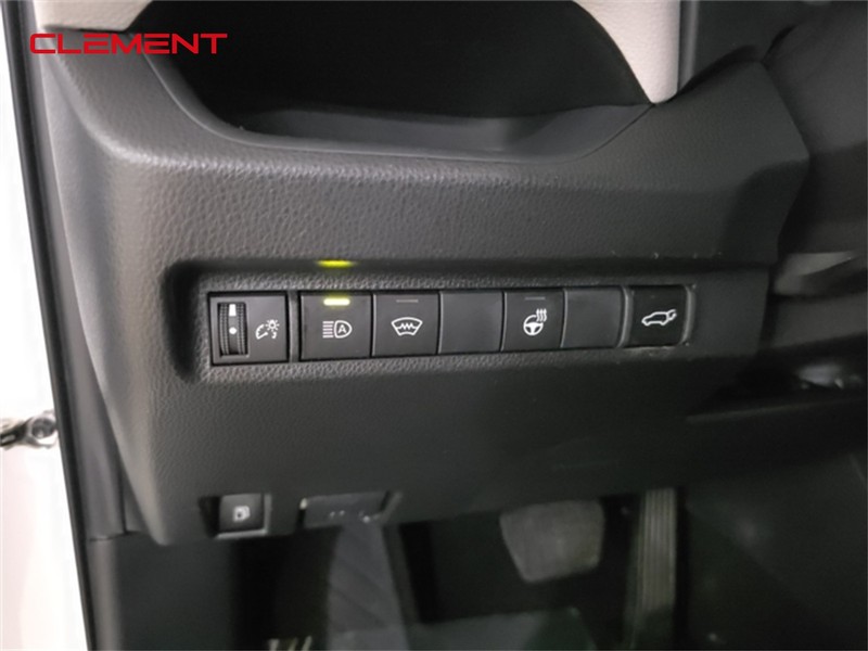 Toyota RAV4 Vehicle Image 10