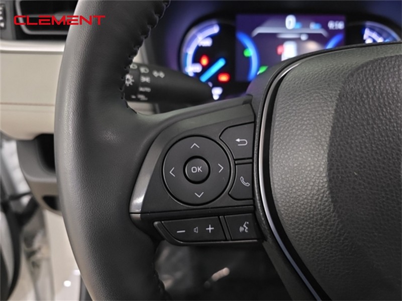 Toyota RAV4 Vehicle Image 11