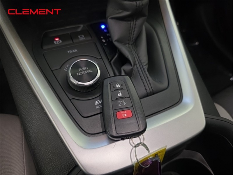 Toyota RAV4 Vehicle Image 20