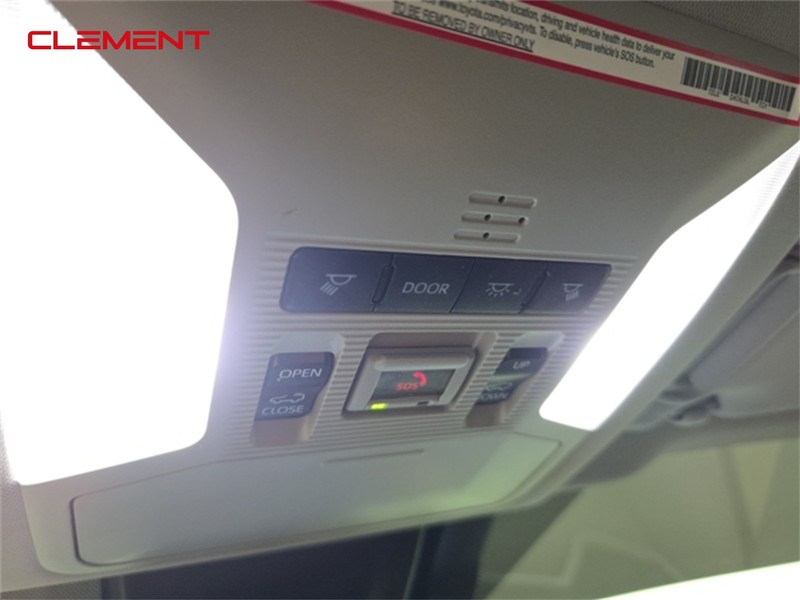 Toyota RAV4 Vehicle Image 21
