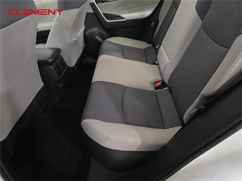 Toyota RAV4 Vehicle Image 28