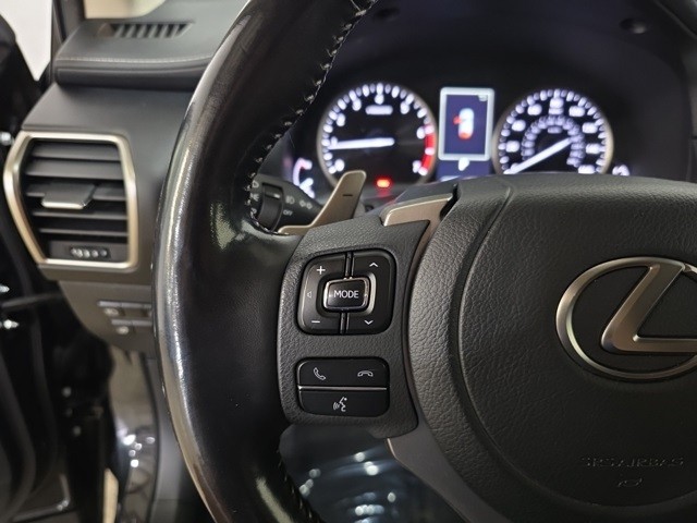 Lexus NX Vehicle Image 10