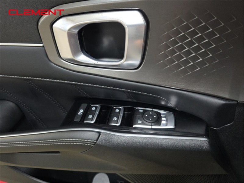 Kia Sorento Vehicle Image 22