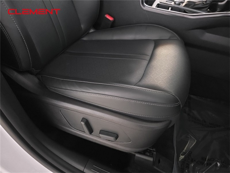 Kia Sorento Vehicle Image 31
