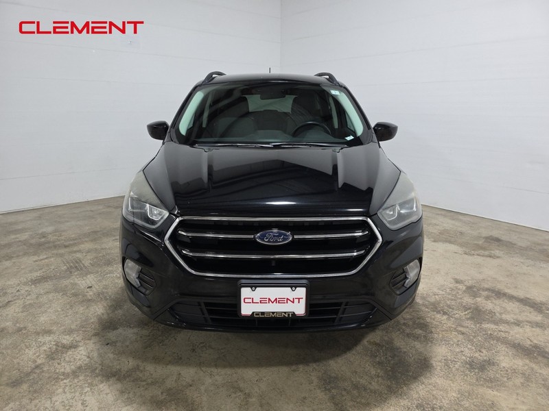 Ford Escape Vehicle Image 02