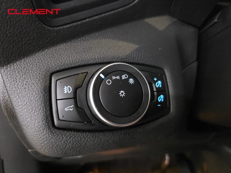 Ford Escape Vehicle Image 11