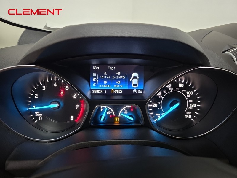Ford Escape Vehicle Image 14