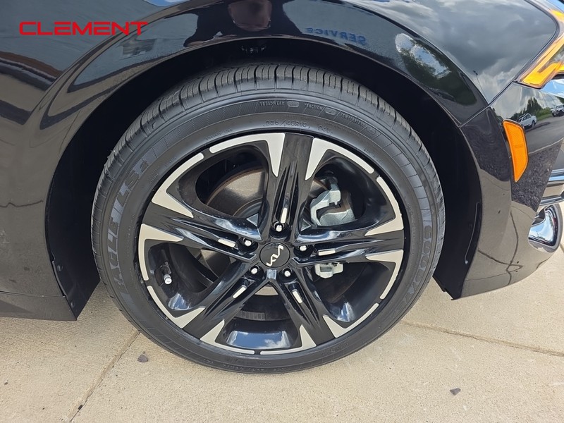 Kia K5 Vehicle Image 32
