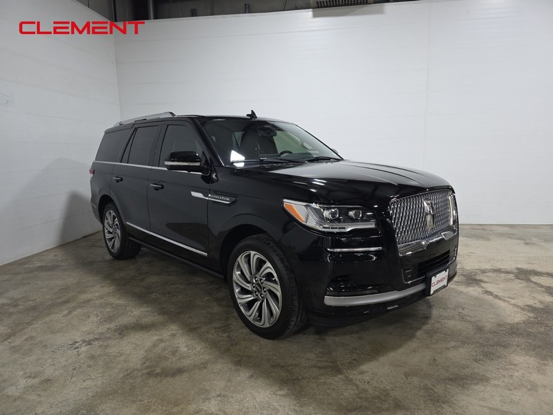Lincoln Navigator Vehicle Image 03