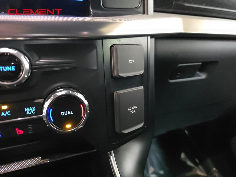 Ford F-150 Vehicle Image 16