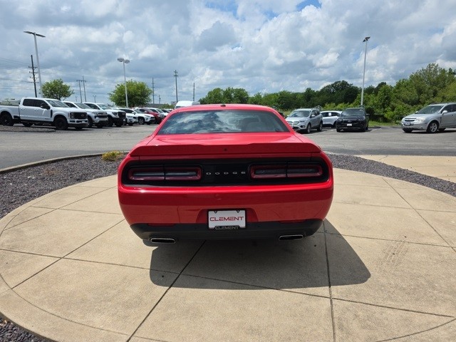 Dodge Challenger Vehicle Image 07