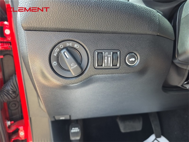 Dodge Challenger Vehicle Image 10