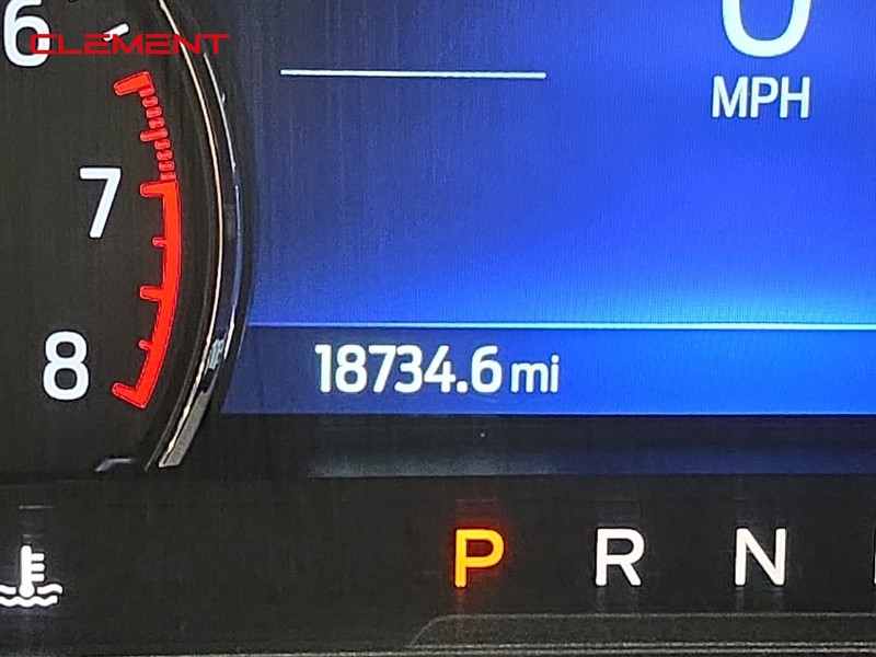 Ford Explorer Vehicle Image 16