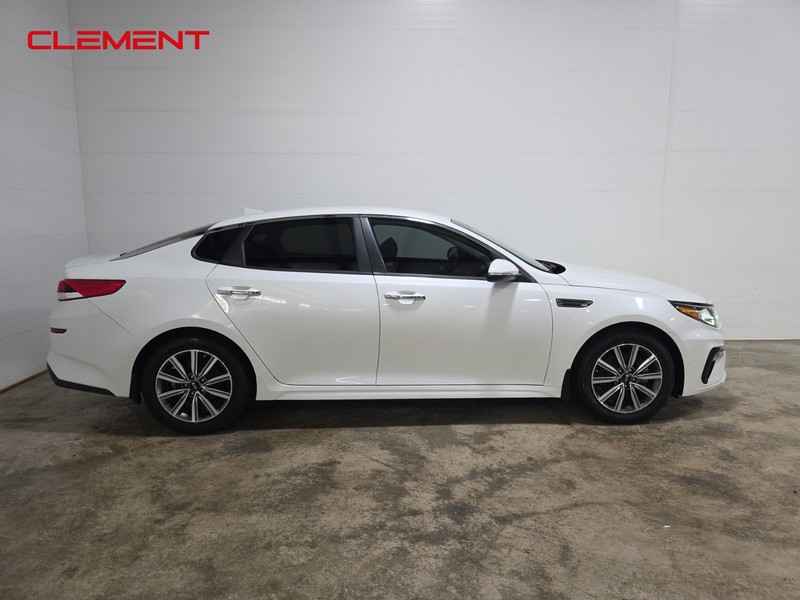 Kia Optima Vehicle Image 05
