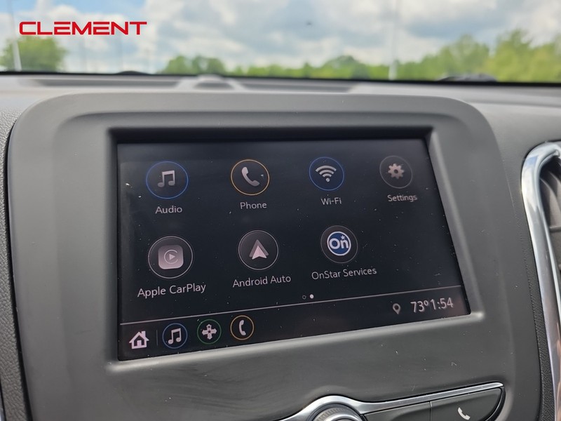 Chevrolet Equinox Vehicle Image 16