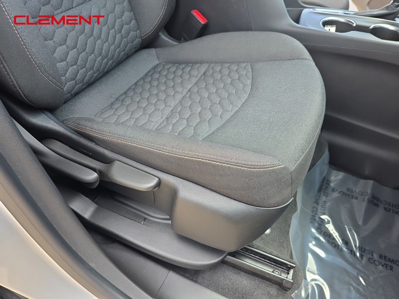 Chevrolet Equinox Vehicle Image 27