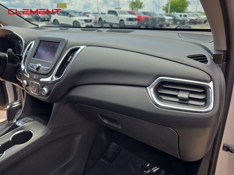 Chevrolet Equinox Vehicle Image 28